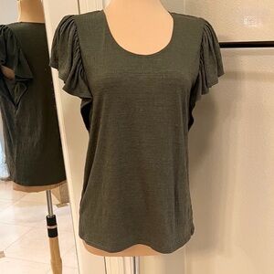 Max Studio Flutter Sleeve Jersey Crinkle Top size large